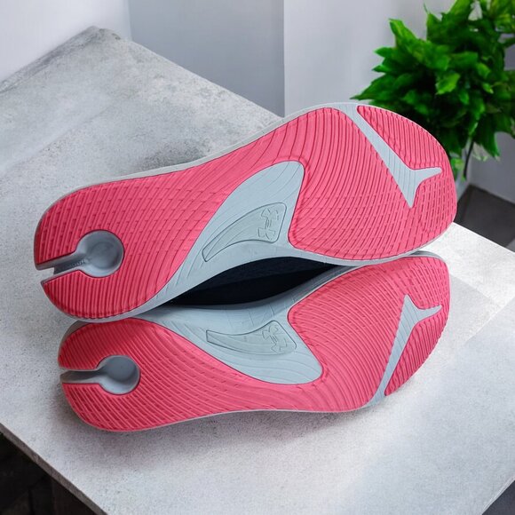 Under Armour Sway Sneakers - Gym Black & Neon Pink  Low Top- Women’s Size 11 - Picture 9 of 11